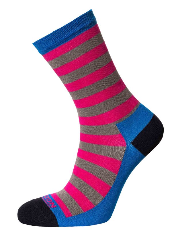 Lifestyle-womens-bamboo-blue-fuchsia